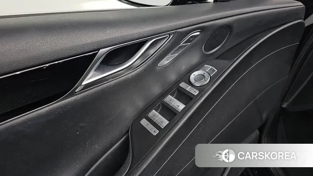 Genesis G80 (RG3) id 3463636 из Кореи 8