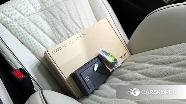 Genesis GV70 id 3428179 из Кореи 8