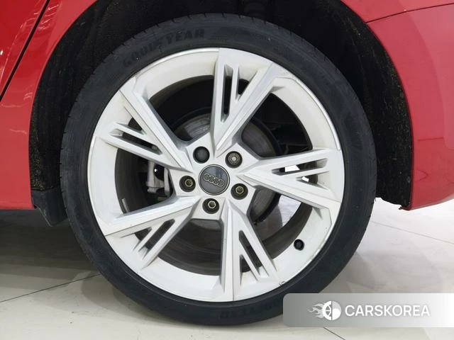Audi A3 id 4298279 из Китая 8