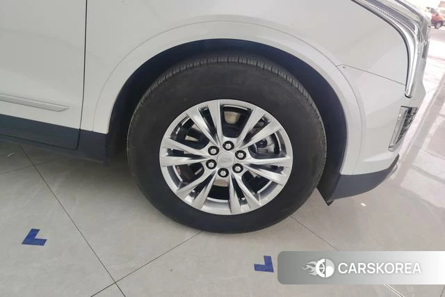 Cadillac XT5 id 3823176 из Китая 8