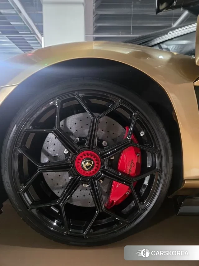 Lamborghini Aventador id 3702469 из Кореи 8