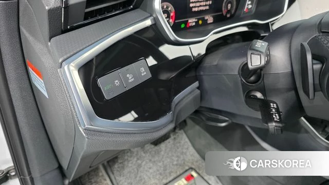 Audi Q3 (F3) id 4711278 из Кореи 8