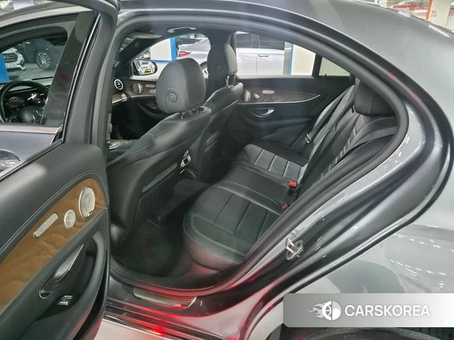 Mercedes-Benz E-Class W213 id 4651332 из Кореи 8