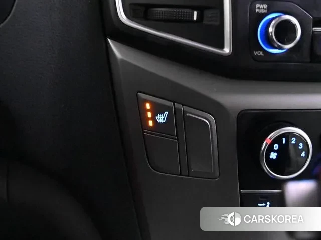 Hyundai The New Grand Starex id 3718475 из Кореи 8