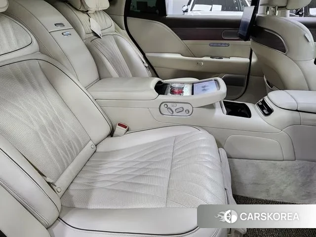 Genesis G90 (RS4) id 3550459 из Кореи 8