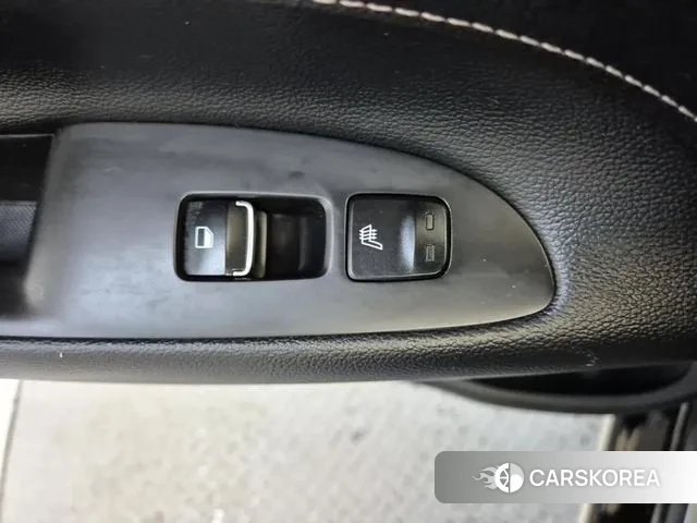 Hyundai Grandeur IG id 3024471 из Кореи 8