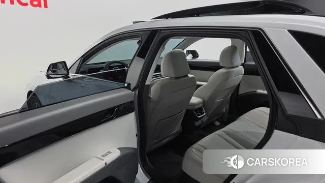 Hyundai Grandeur (GN7) id 3447545 из Кореи 8