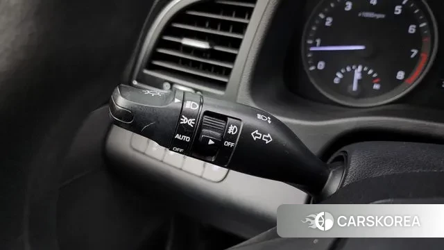 Hyundai Avante AD id 3090983 из Кореи 8