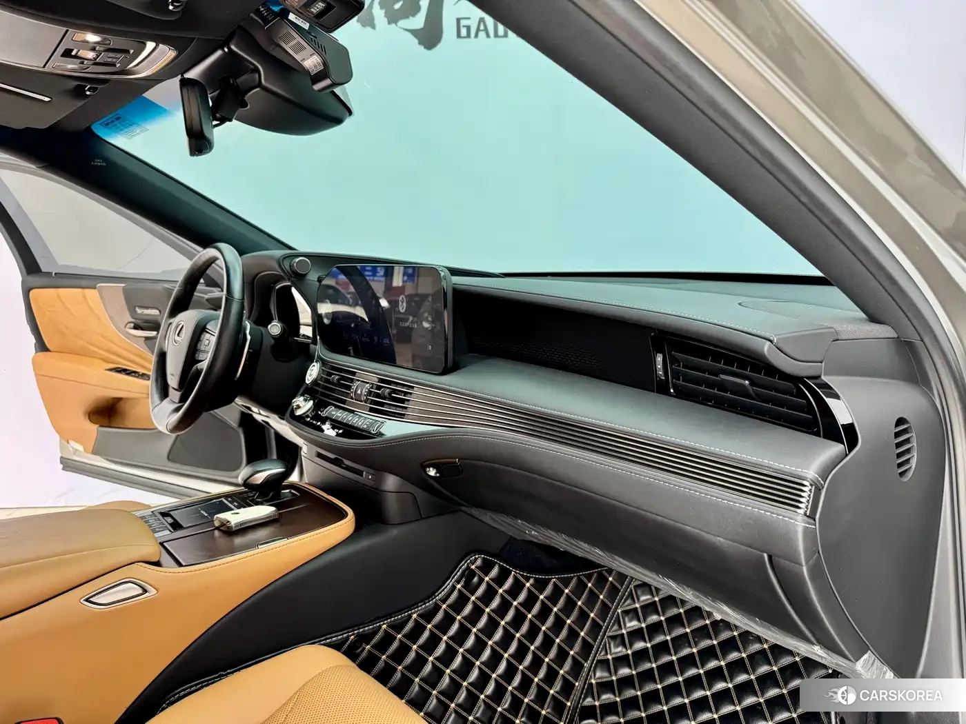 Lexus LS id 4539034 из Китая 8