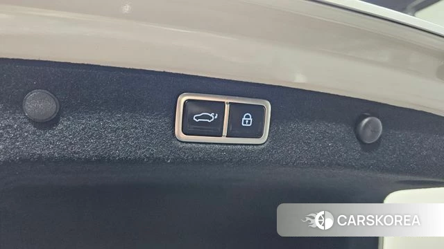 Hyundai Grandeur Hybrid (GN7) id 4280769 из Кореи 8