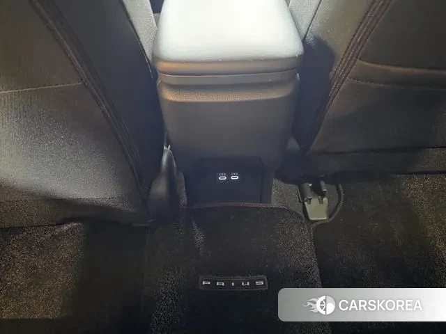 Toyota Prius 5th Generation id 3173902 из Кореи 8