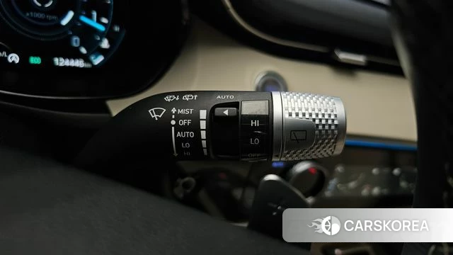 Genesis GV70 id 3806929 из Кореи 8