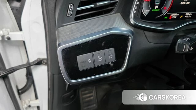 Audi A6 (C8) id 3916637 из Кореи 8