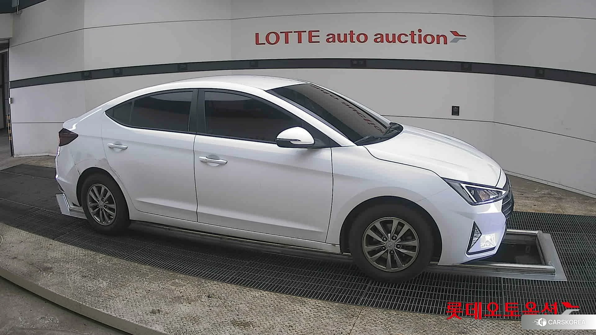 Hyundai Avante id 3869286 из Кореи 8