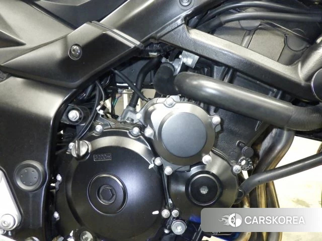 Проданный Suzuki GSR750 ABS id 4006180 из Японии, фото 8