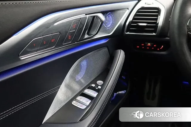 BMW 8 Series (G15) id 3680133 из Кореи 8