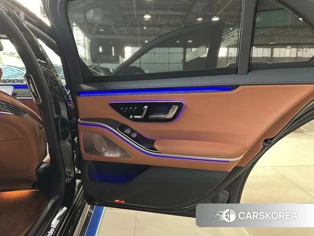 Mercedes-Benz S-class id 4329139 из Китая 8