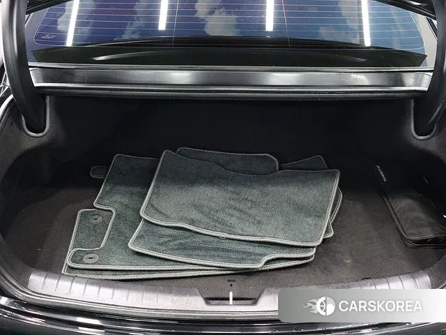 Hyundai Grandeur (GN7) id 3764176 из Кореи 8