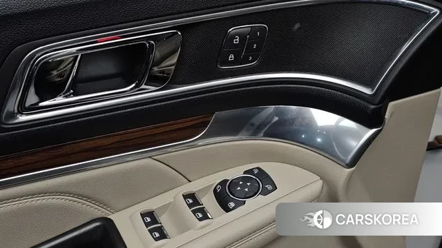 Ford Explorer id 3760903 из Кореи 8