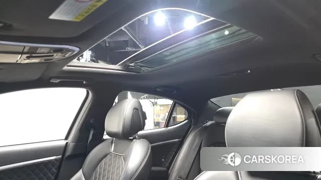 Genesis G70 id 3407808 из Кореи 8