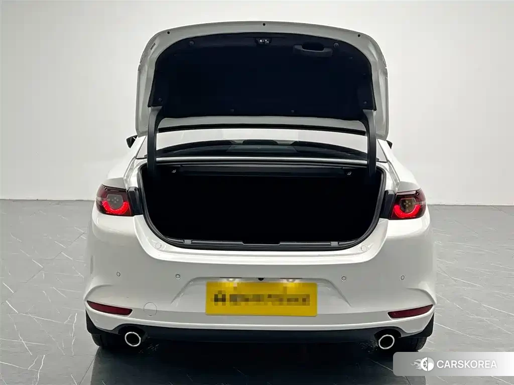 Mazda 3 id 4547389 из Китая 8