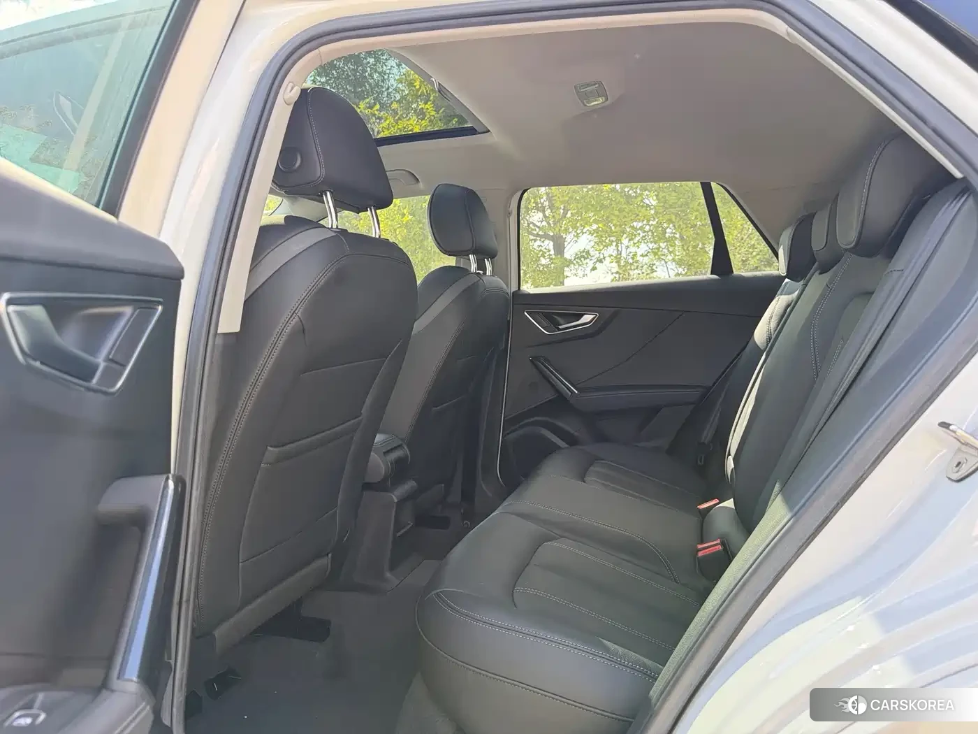 Audi Q2L id 4545715 из Китая 8