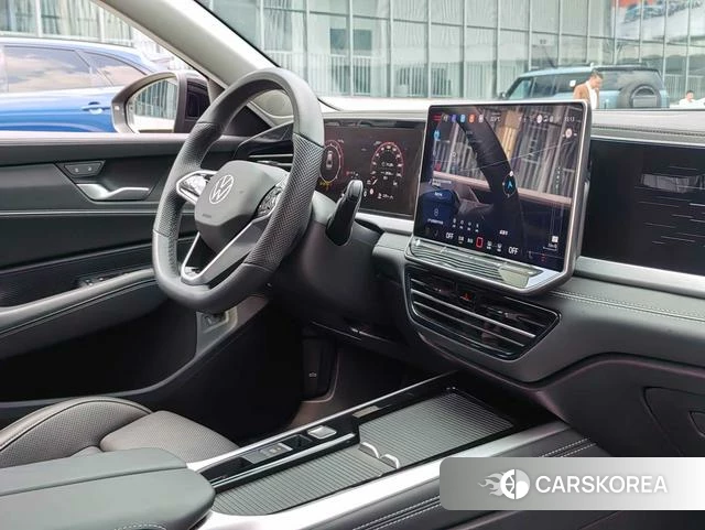 Volkswagen Passat id 4260043 из Китая 8