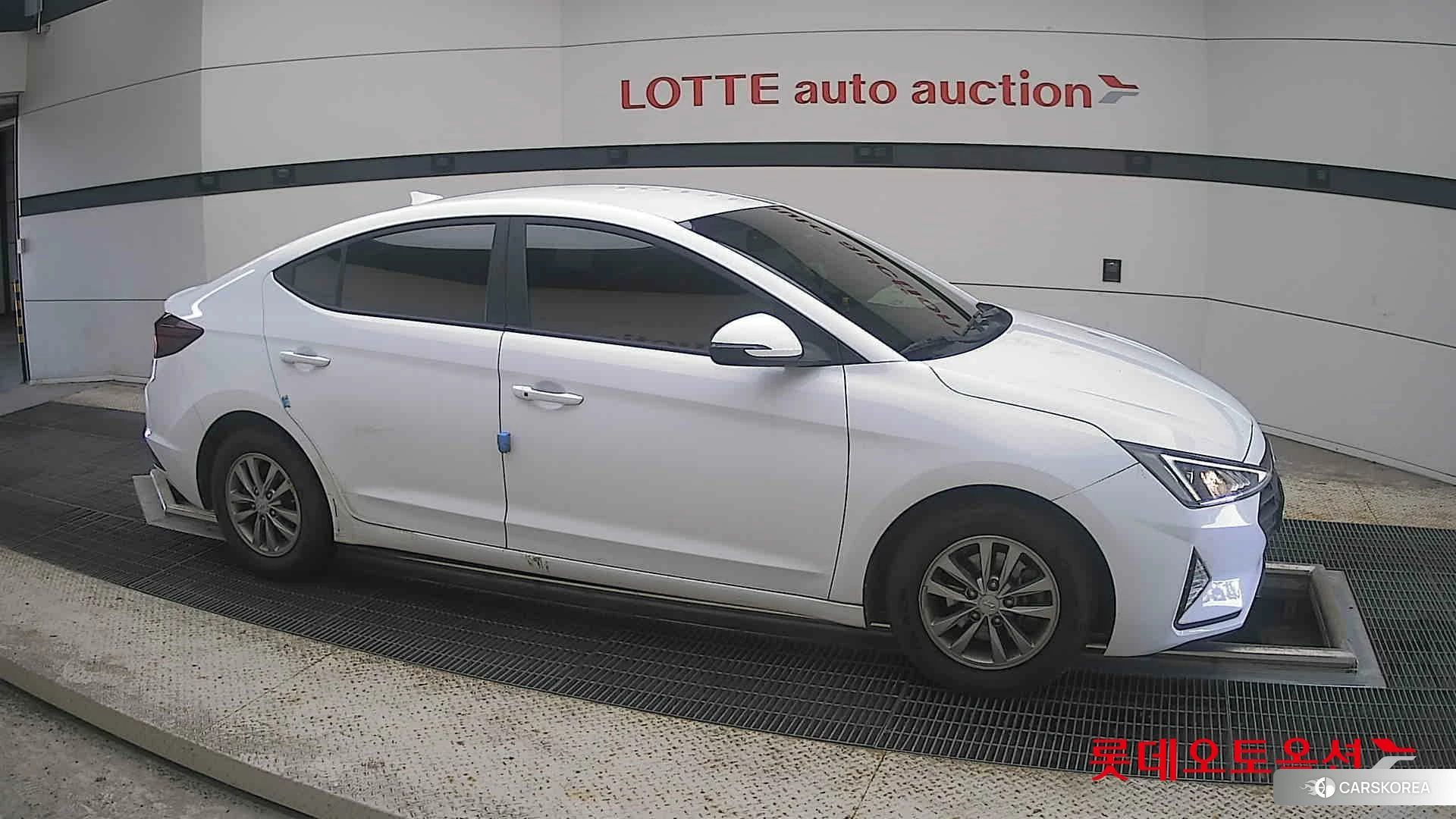 Hyundai Avante id 4679333 из Кореи 8