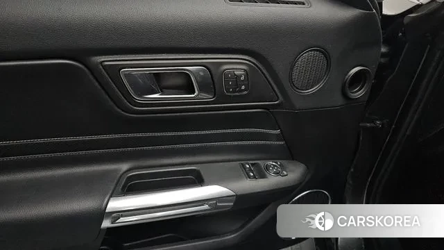 Ford Mustang id 3510013 из Кореи 8