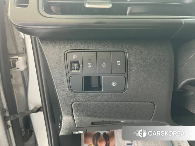 Hyundai Staria id 4707388 из Кореи 8