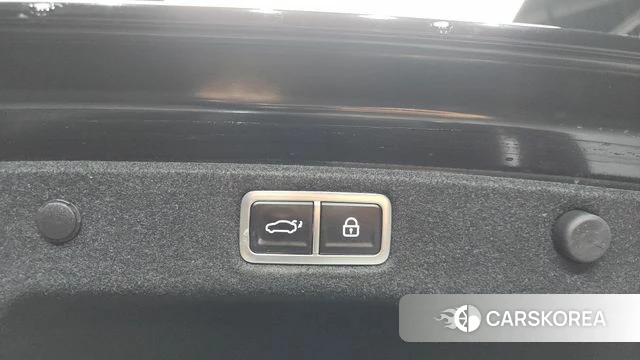 Hyundai Grandeur Hybrid (GN7) id 4381644 из Кореи 8