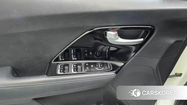 Kia Niro id 4873677 из Кореи 8