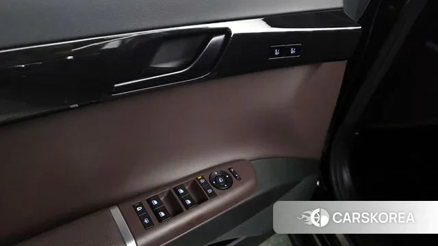 Hyundai Grandeur Hybrid (GN7) id 3022077 из Кореи 8