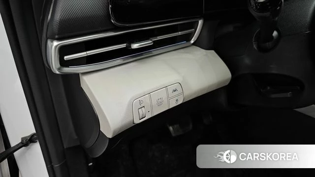 Hyundai Avante Hybrid (CN7) id 4688180 из Кореи 8