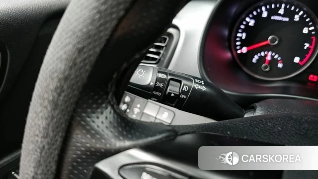Kia Stonic id 4424994 из Кореи 8