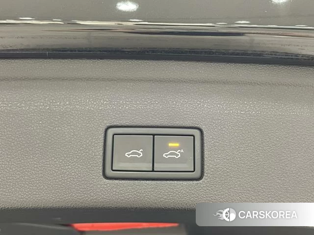 Volkswagen Touareg id 4258632 из Китая 8