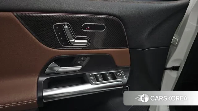 Mercedes-Benz GLA - Class H247 id 3502973 из Кореи 8