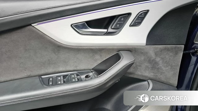 Audi Q8 (4M) id 3923598 из Кореи 8