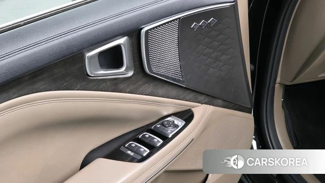 Kia K8 id 3793933 из Кореи 8