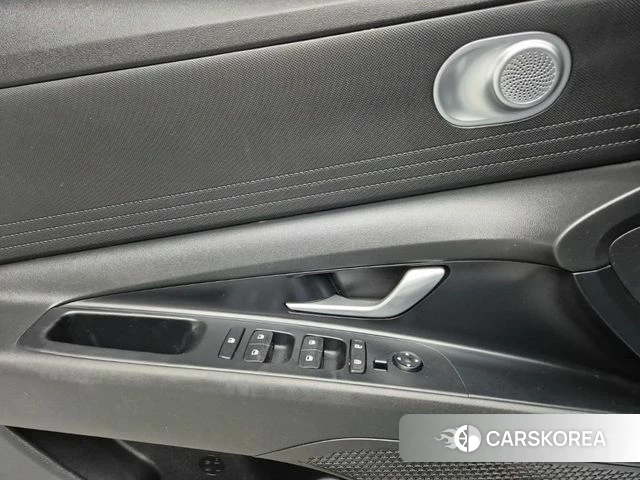 Hyundai Avante Hybrid (CN7) id 4018890 из Кореи 8