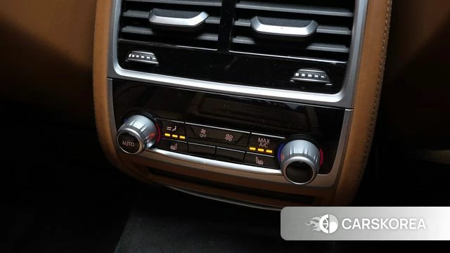 BMW 7 Series (G11) id 3861855 из Кореи 8