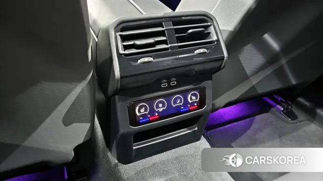 BMW 5 Series (G60) id 3399796 из Кореи 8