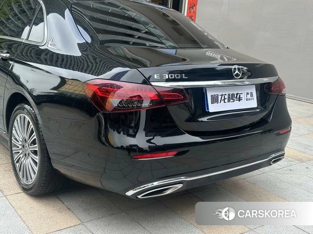 Mercedes-Benz E-class id 4260862 из Китая 8