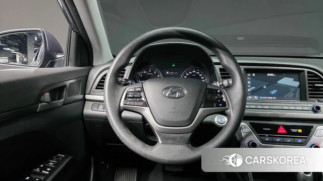 Hyundai Avante AD id 3845717 из Кореи 8