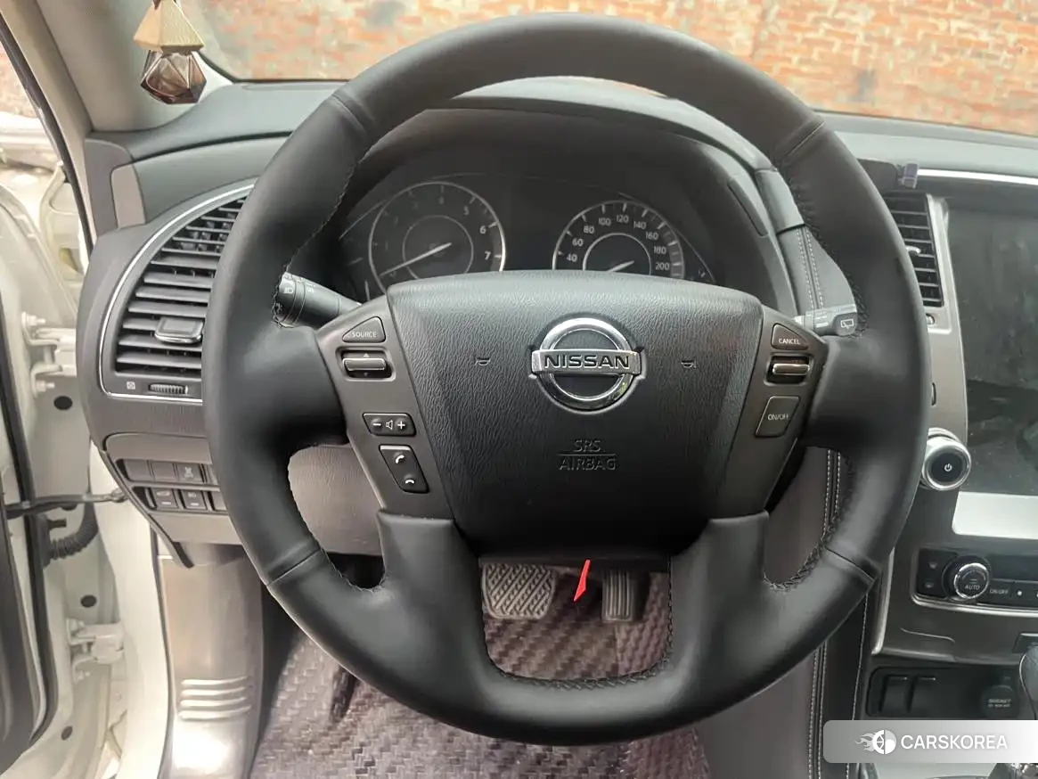 Nissan Toure id 4546684 из Китая 8