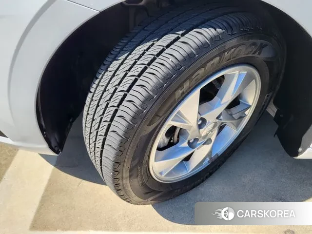 Hyundai Avante (CN7) id 3021392 из Кореи 8