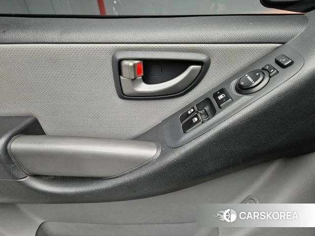 Hyundai The New Grand Starex id 3856565 из Кореи 8