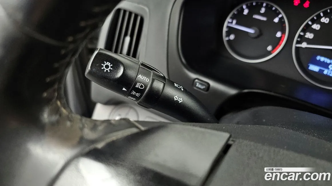 Hyundai The New Grand Starex id 2138304 из Кореи 8