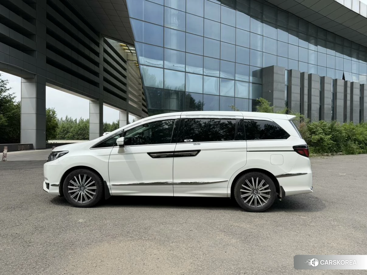 Honda Elysion id 4473655 из Китая 8