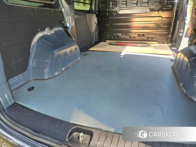 Hyundai Staria id 4768189 из Кореи 8